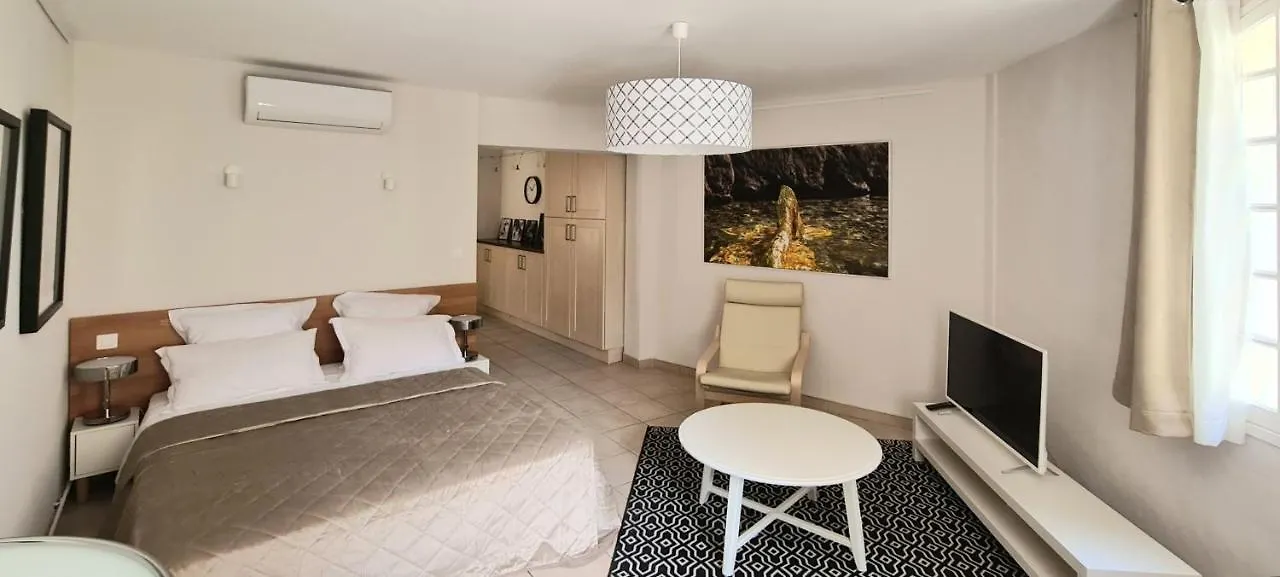 La Residence Arles Centre 4*,  France